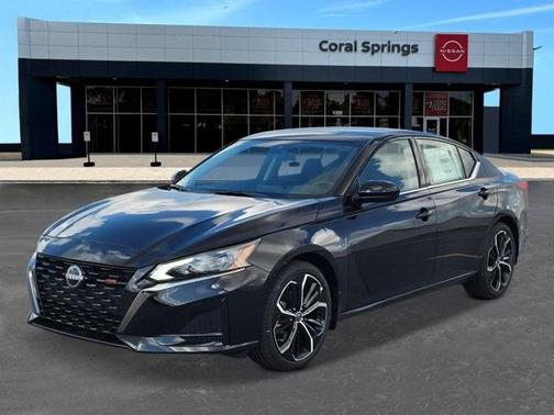 2025 Nissan Altima SR