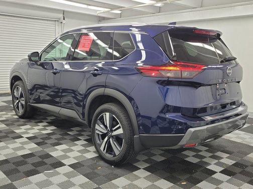 Deep Ocean Blue 2025 Nissan Rogue SL