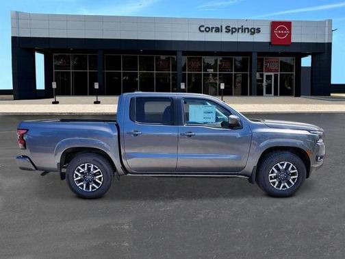 2025 Nissan Frontier SL