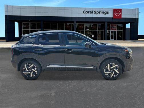 Super Black 2026 Nissan Kicks SV