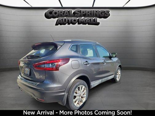Gun Metallic 2020 Nissan Rogue Sport SV