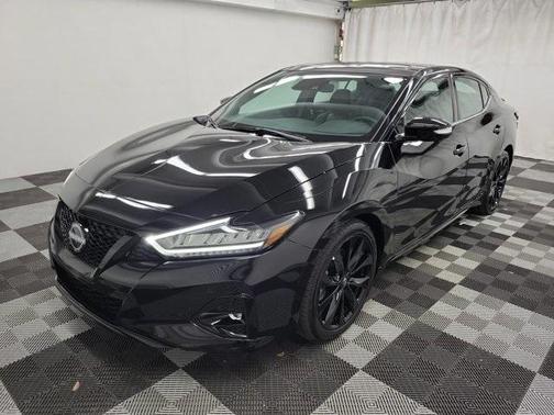 2023 Nissan Maxima SR