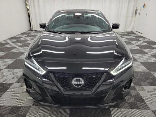 2023 Nissan Maxima SR