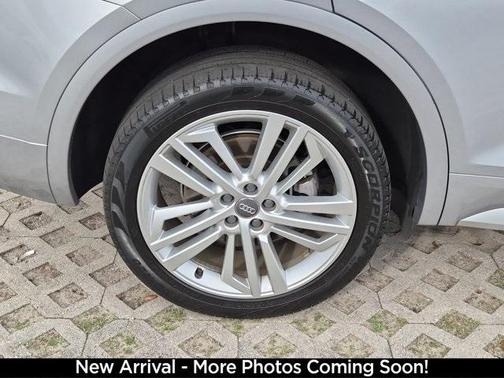 2018 Audi Q5 2.0T Premium Plus