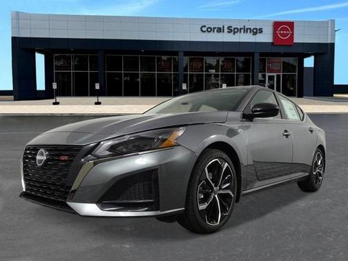 2025 Nissan Altima SR