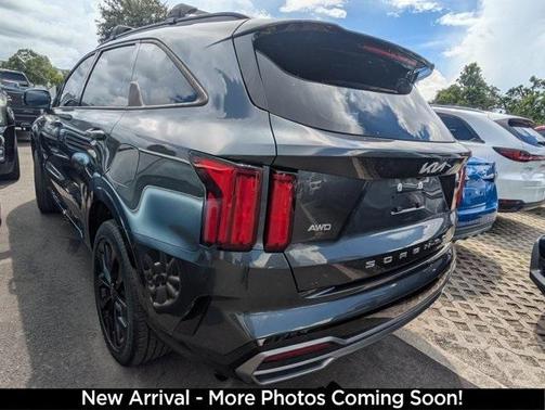 2022 Kia Sorento SX