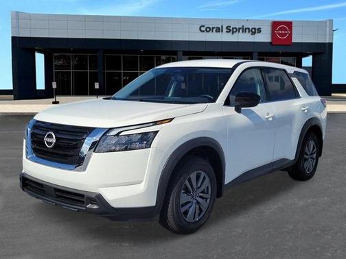 2025 Nissan Pathfinder S