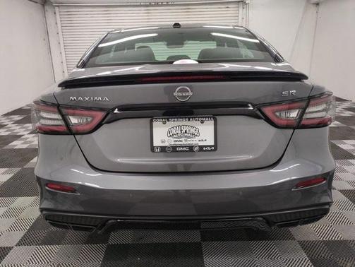 2023 Nissan Maxima SR