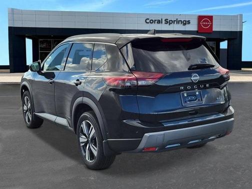 2025 Nissan Rogue SL