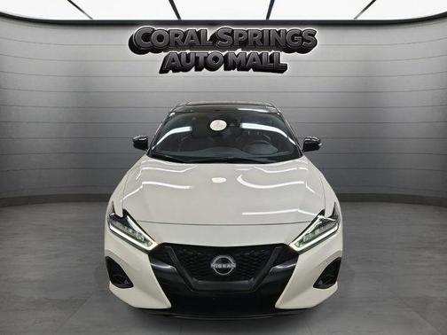 2023 Nissan Maxima SR