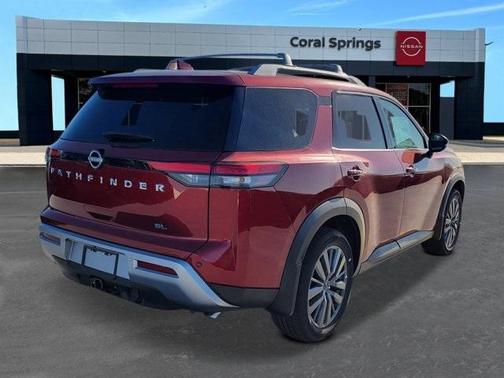 2025 Nissan Pathfinder SL