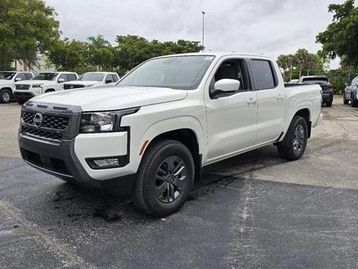 2025 Nissan Frontier SV