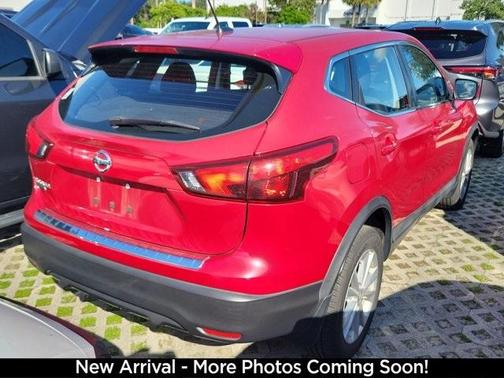2018 Nissan Rogue Sport S
