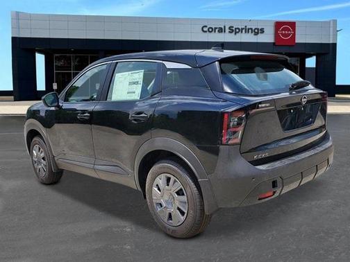 2025 Nissan Kicks S