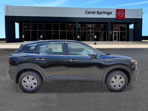 2025 Nissan Kicks S