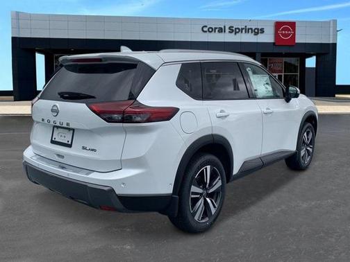 2025 Nissan Rogue SL