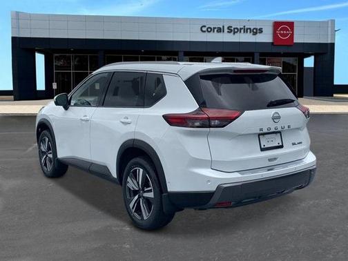 2025 Nissan Rogue SL