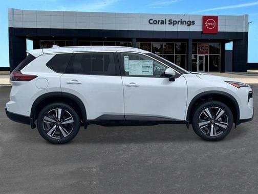 2025 Nissan Rogue SL