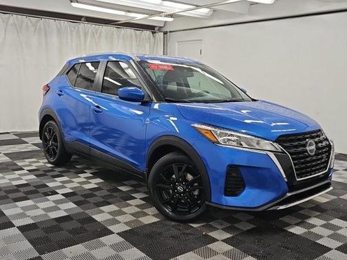 2022 Nissan Kicks SV