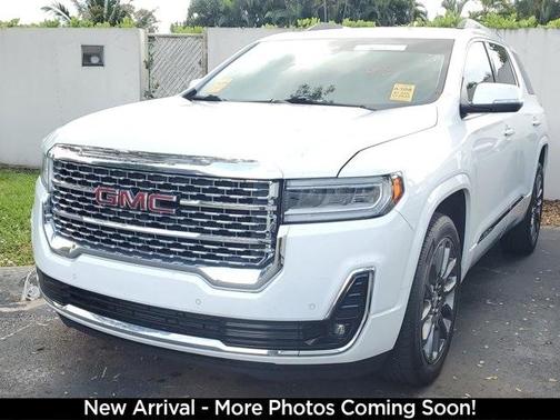 2020 GMC Acadia Denali