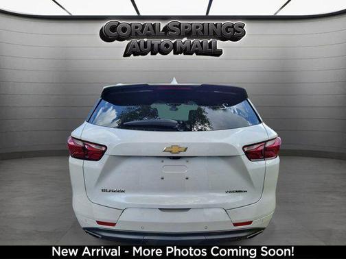 Iridescent Pearl Tricoat 2020 Chevrolet Blazer Premier