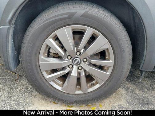 Gun Metallic 2022 Nissan Pathfinder SV