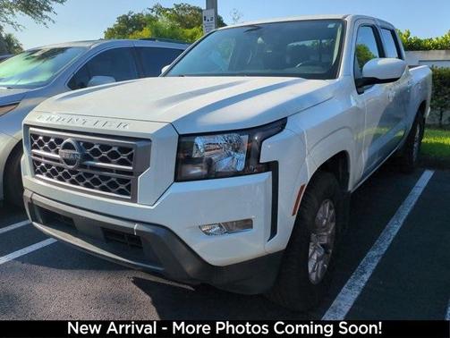 2022 Nissan Frontier SV