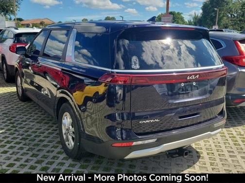2024 Kia Carnival LX Seat Package