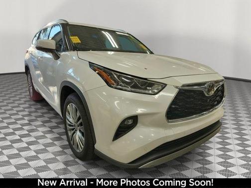 2021 Toyota Highlander Platinum