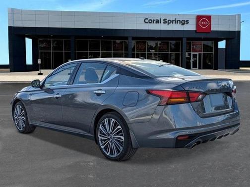 2025 Nissan Altima SL