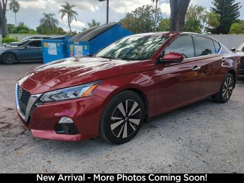 2022 Nissan Altima 2.5 SL