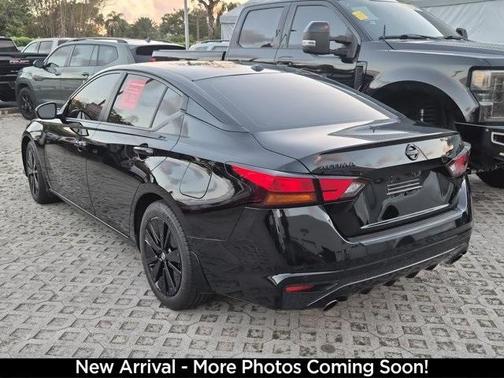 2022 Nissan Altima 2.5 SV