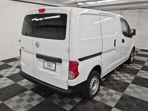 2021 Nissan NV200 S