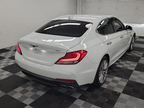 2021 Genesis G70 2.0T