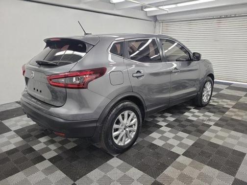 2022 Nissan Rogue Sport S
