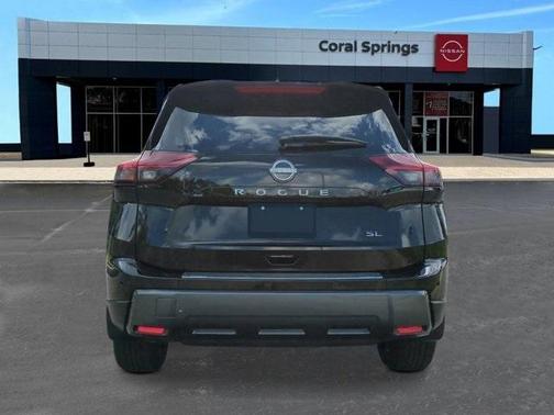 2025 Nissan Rogue SL