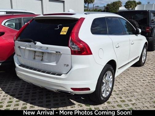 2015 Volvo XC60 T5 Premier Plus