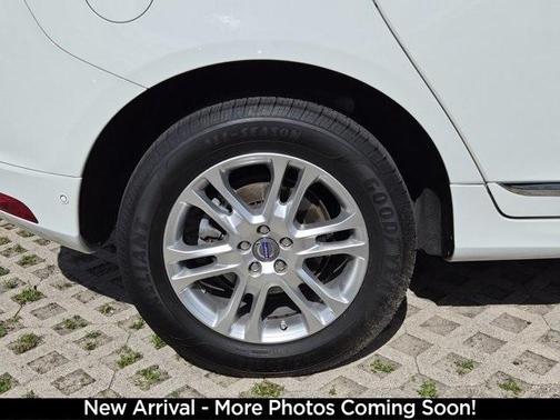 2015 Volvo XC60 T5 Premier Plus