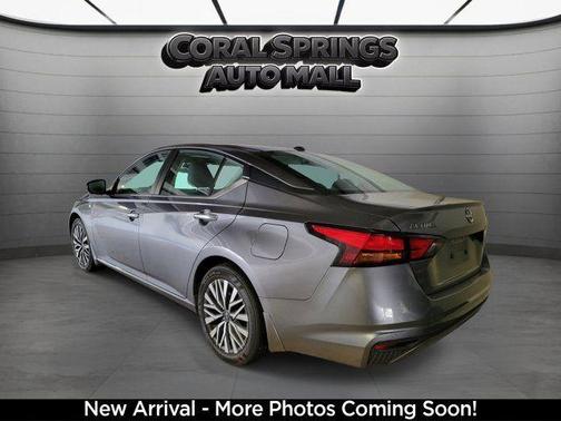 Gun Metallic 2024 Nissan Altima 2.5 SV