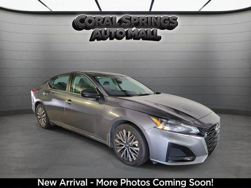 Gun Metallic 2024 Nissan Altima 2.5 SV