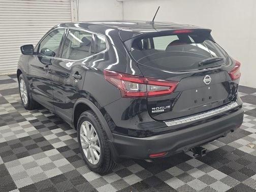 2022 Nissan Rogue Sport S