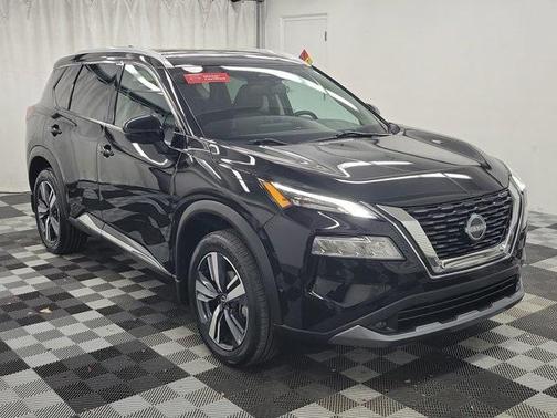 2022 Nissan Rogue SL