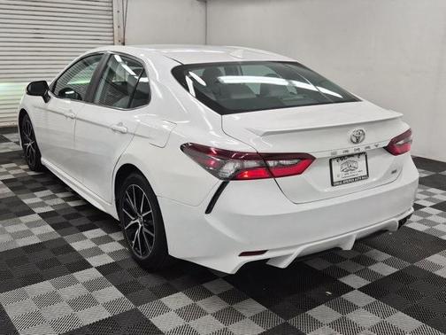2022 Toyota Camry 