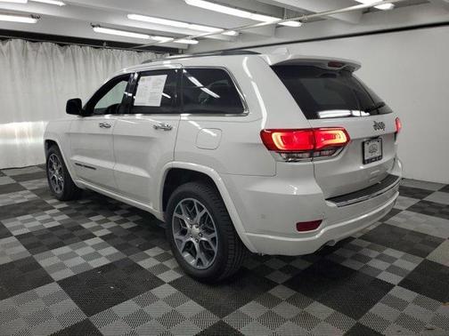 2020 Jeep Grand Cherokee Overland