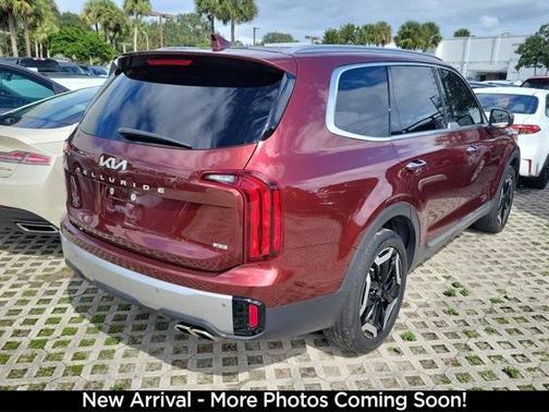 2023 Kia Telluride S