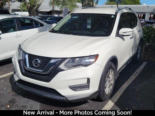 2017 Nissan Rogue SV
