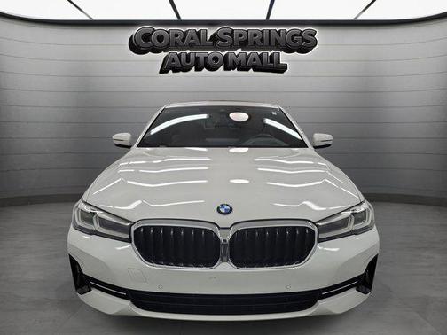 Mineral White Metallic 2021 BMW 530 i