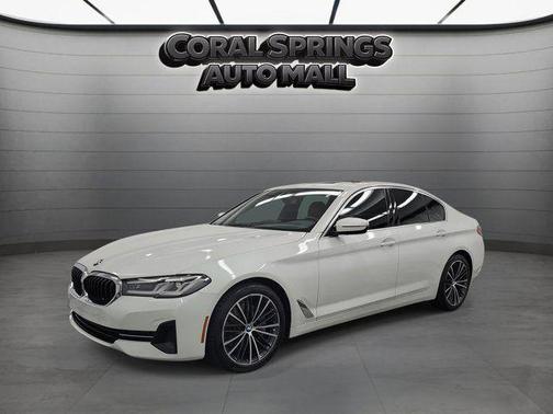 Mineral White Metallic 2021 BMW 530 i