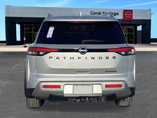 2025 Nissan Pathfinder Platinum