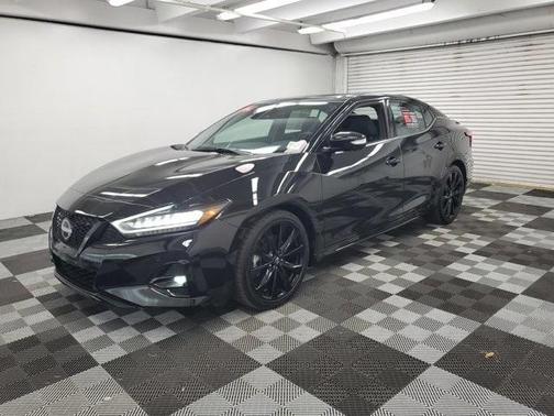 2023 Nissan Maxima SR